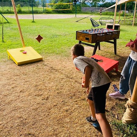 Greenvalleyglamping Sesce Pri Preboldu Екстериор снимка