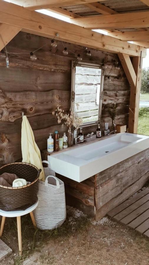 Greenvalleyglamping Sesce Pri Preboldu Екстериор снимка